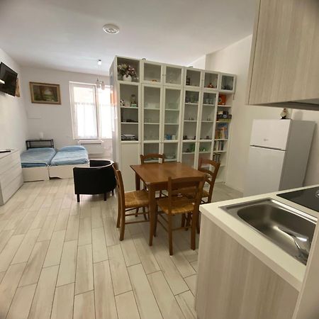 Appartamento House Apartment Tabe Centro Болоня Екстериор снимка