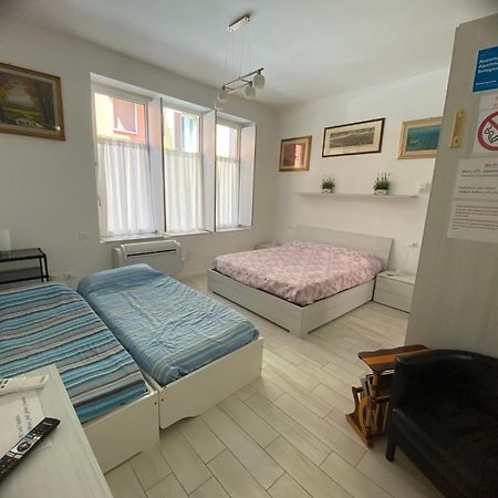 Appartamento House Apartment Tabe Centro Болоня Екстериор снимка