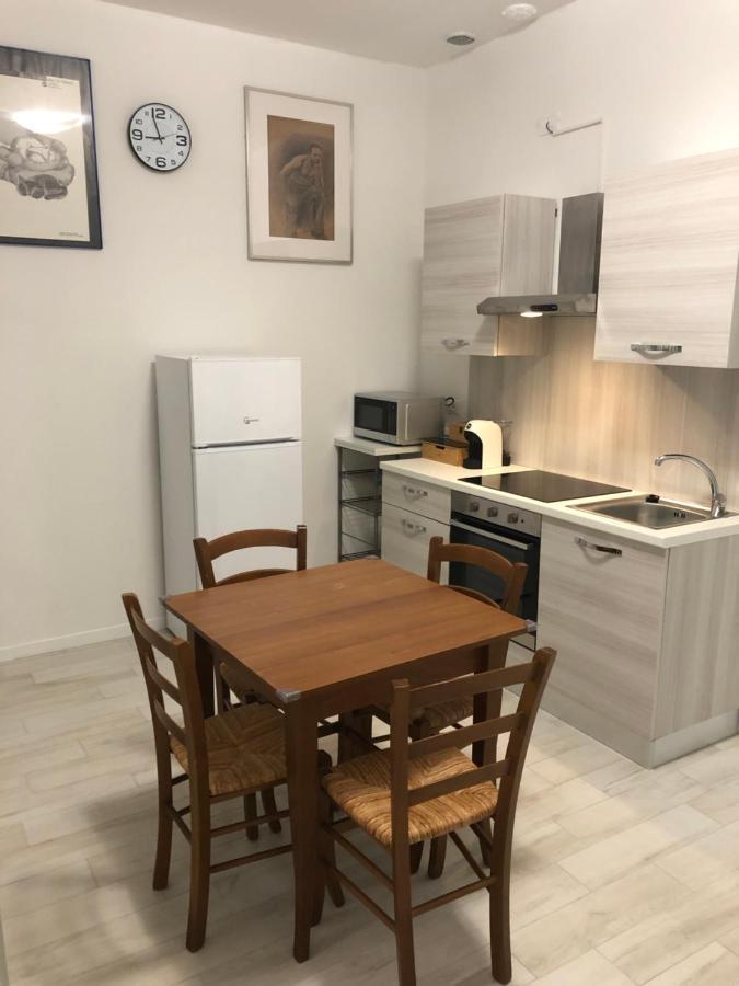 Appartamento House Apartment Tabe Centro Болоня Екстериор снимка