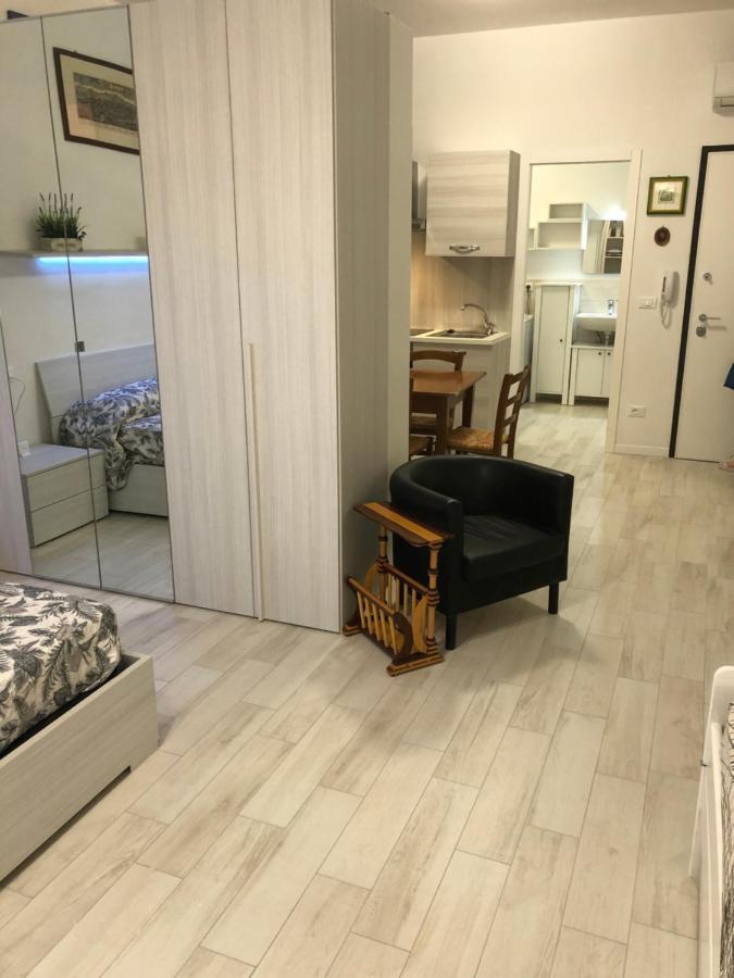 Appartamento House Apartment Tabe Centro Болоня Екстериор снимка