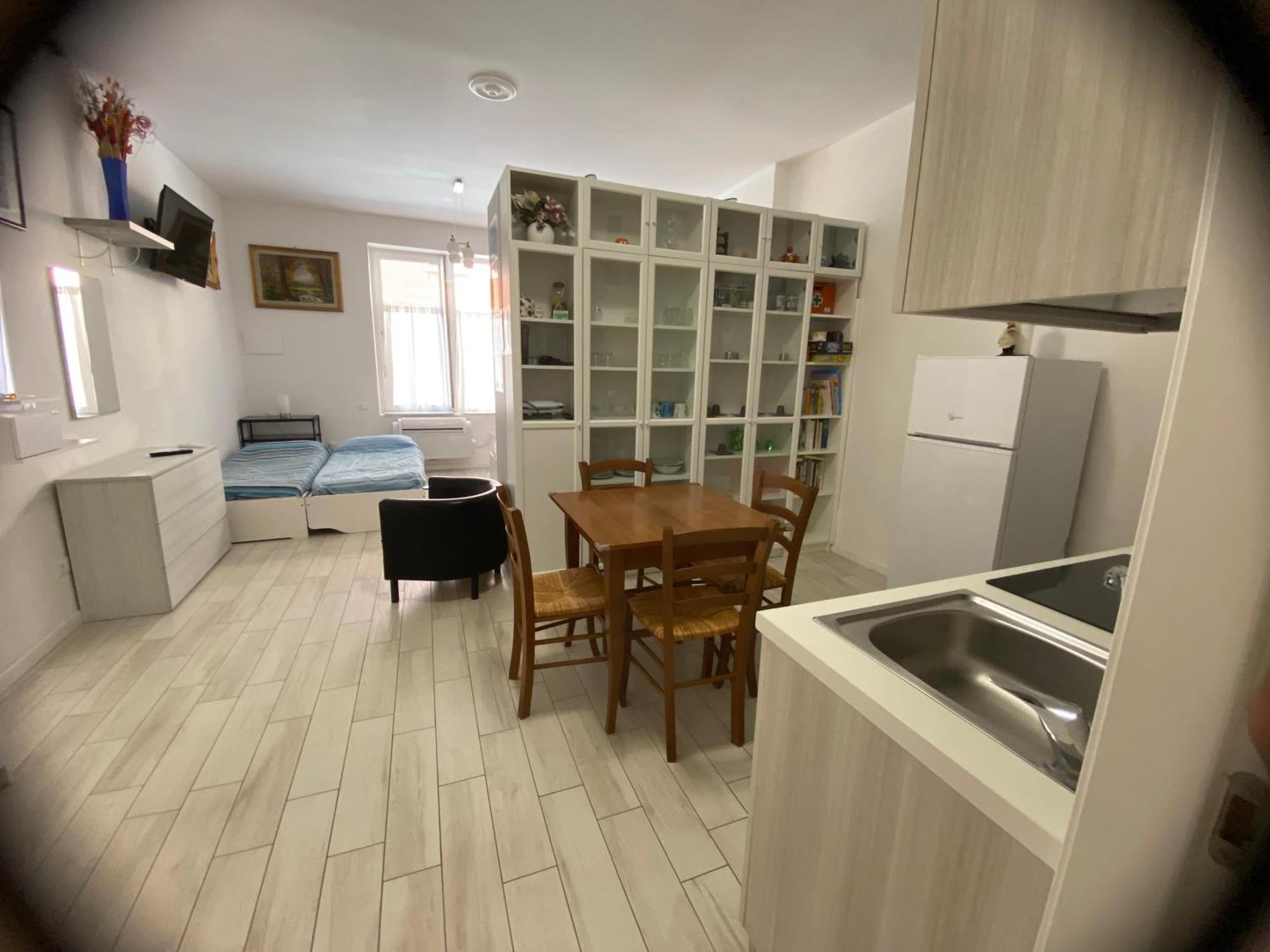 Appartamento House Apartment Tabe Centro Болоня Екстериор снимка